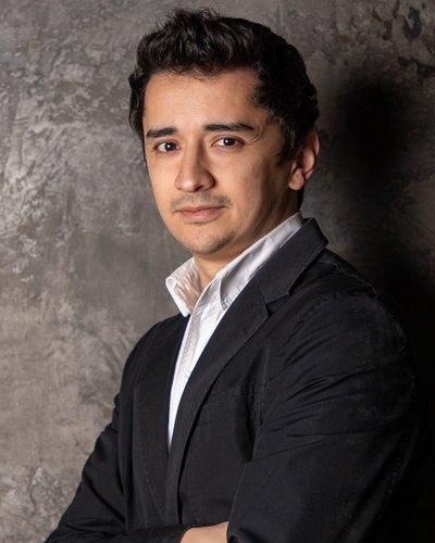 Улугбек Атаев